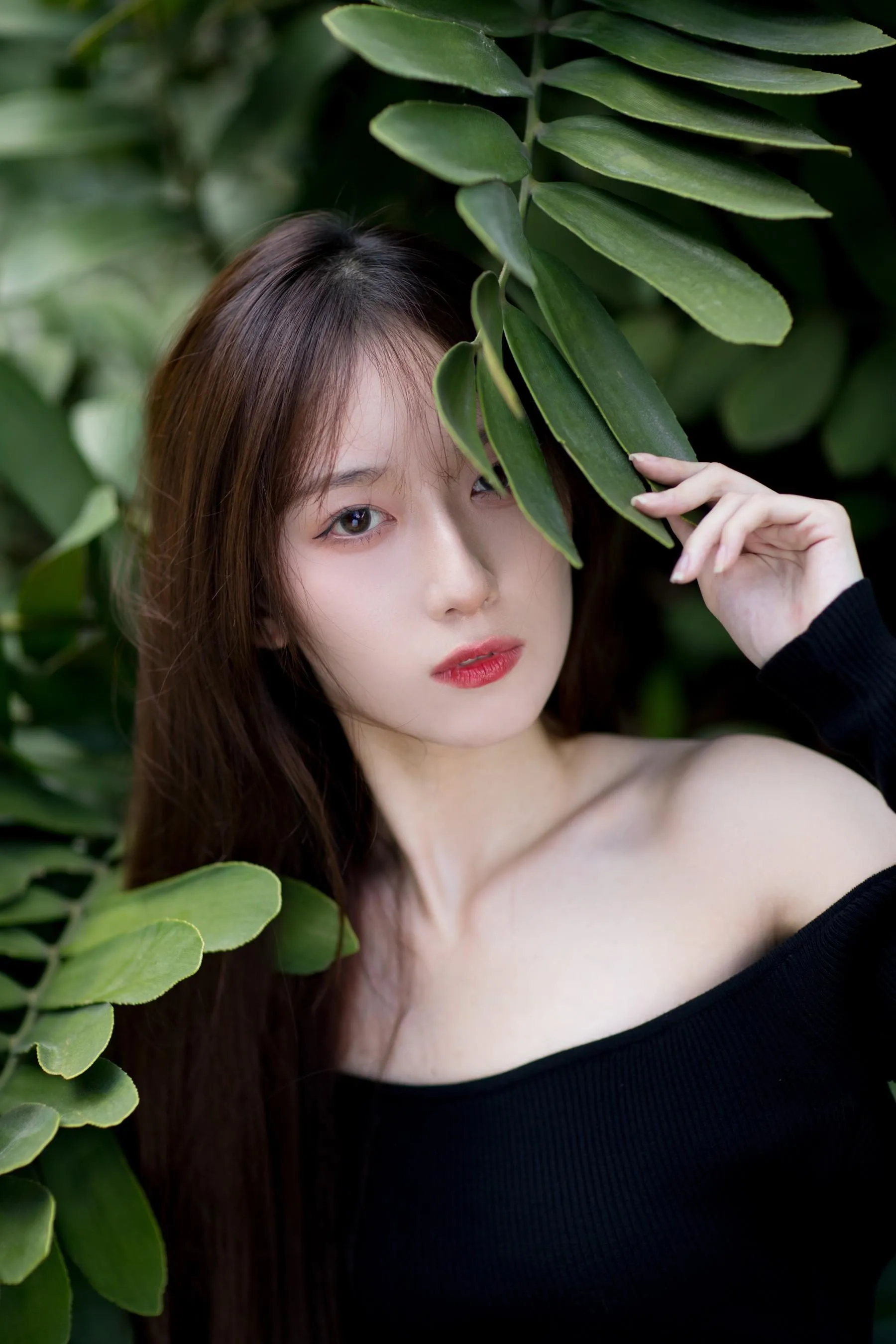 [YITUYU艺图语]2021.11.08 白月光 KK [24P]插图2